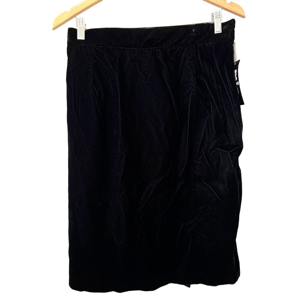 Vintage Miz Woman Skirt Size 1X California Velvet Black Plus Black Knee Length